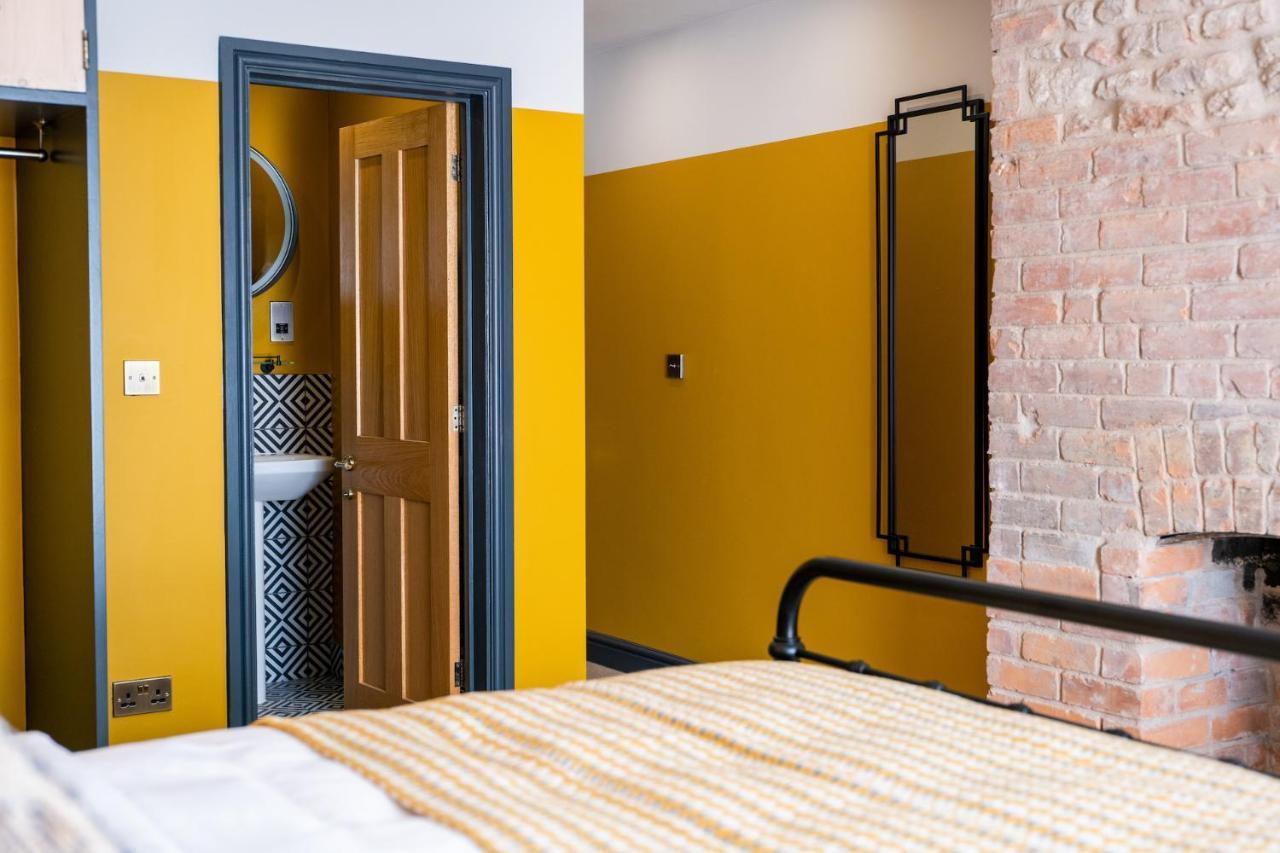 Hotel The Sheep And Penguin Wells Esterno foto