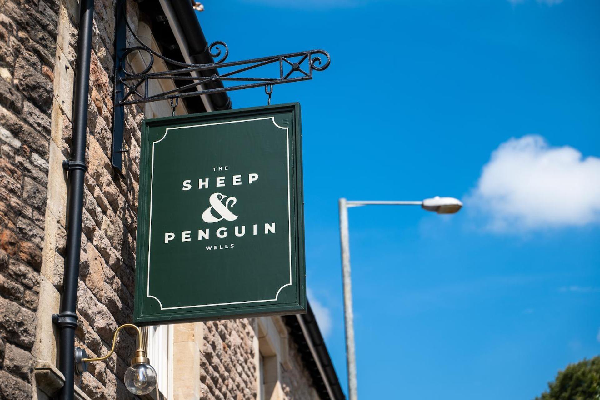 Hotel The Sheep And Penguin Wells Esterno foto
